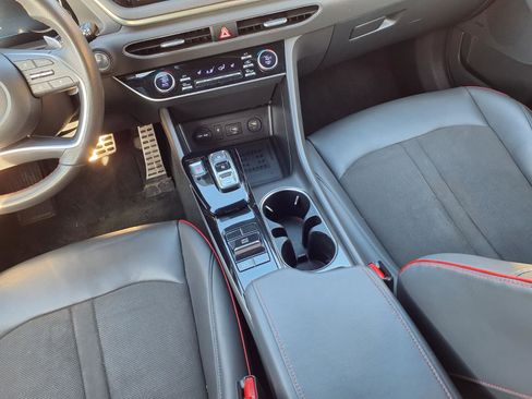 Used 2023 Hyundai Sonata SEL Plus image 12