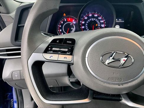 Used 2021 Hyundai Elantra SEL image 26