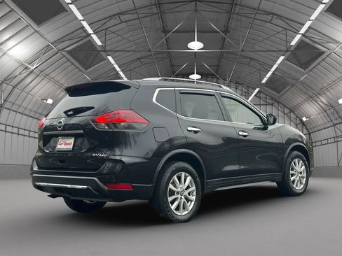 Used 2020 Nissan Rogue SV image 7