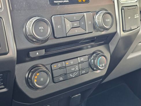 Used 2017 Ford F350 XLT image 35