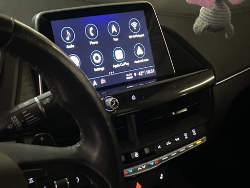 Used 2021 Cadillac CT4 Luxury w/ Sun And Sound Package image 9