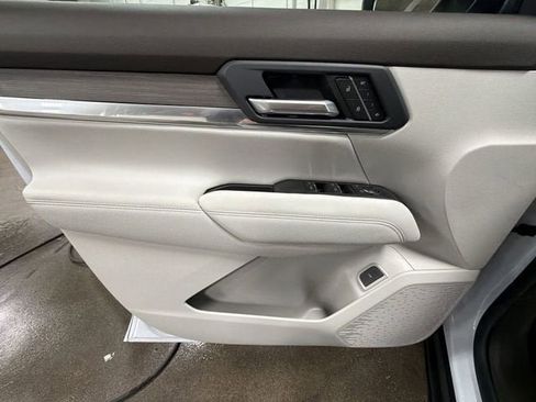 New 2026 GMC Terrain Denali image 22