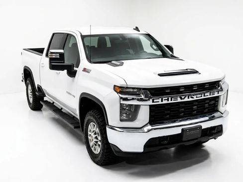 Used 2021 Chevrolet Silverado 2500 LT w/ Z71 Off-Road Package AWD/4WD image 1