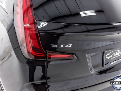 Used 2020 Cadillac XT4 Premium Luxury image 5