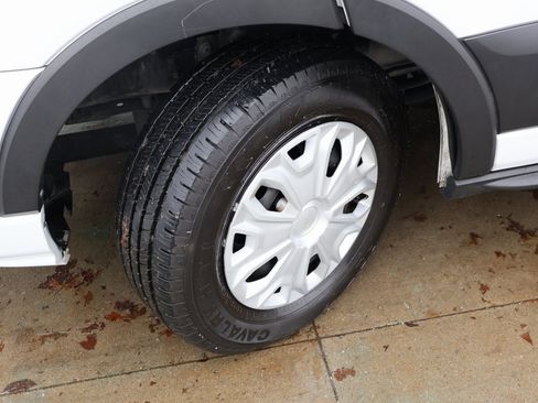 Used 2021 Ford Transit 350 XLT image 37