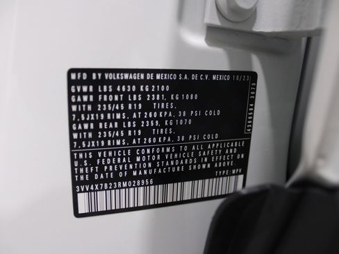 Used 2024 Volkswagen Taos SEL image 36