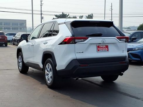 Used 2024 Toyota RAV4 LE AWD/4WD image 6
