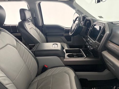 Used 2022 Ford F250 Limited w/ FX4 Off-Road Package image 20