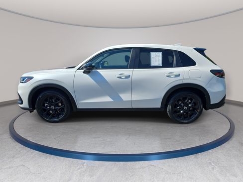 Used 2024 Honda HR-V Sport image 8