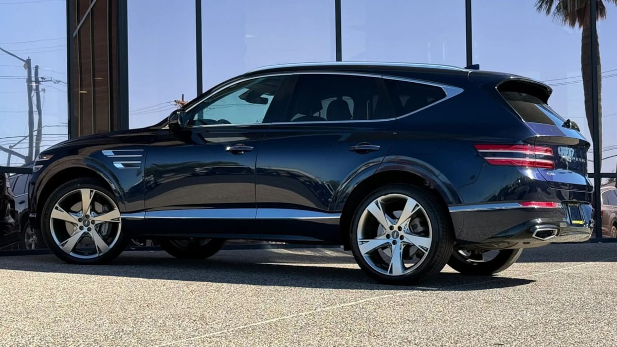 Used 2021 Genesis GV80 3.5T w/ Prestige Package 07 AWD/4WD image 6