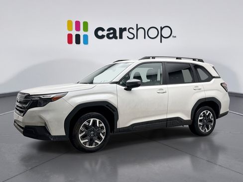 Used 2025 Subaru Forester Premium w/ Convenience Package #1 AWD/4WD image 1