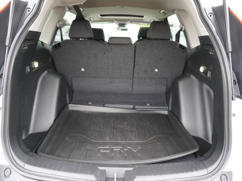 Used 2025 Honda CR-V EX image 10