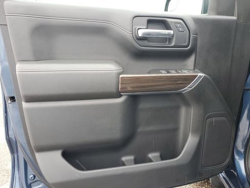 Used 2019 Chevrolet Silverado 1500 LT w/ All-Star Edition image 21