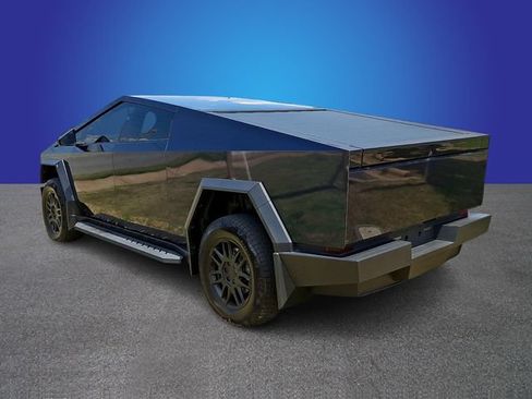 Used 2025 Tesla Cybertruck AWD Crew Cab image 6