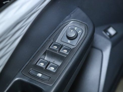 Used 2024 Volkswagen Taos S AWD/4WD image 16