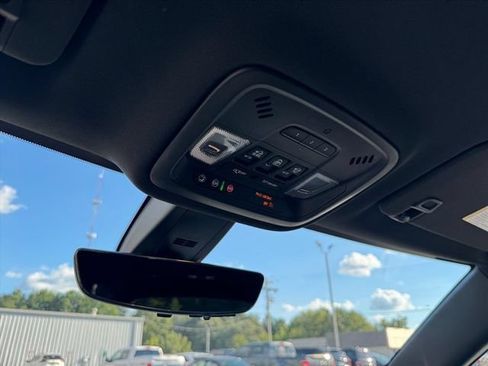 Used 2023 Chevrolet Traverse High Country w/ LPO, Floor Liner Package AWD/4WD image 26