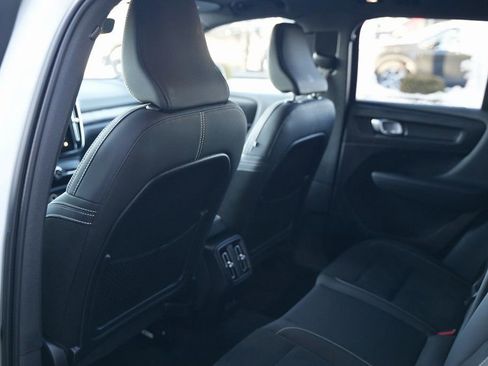 Used 2023 Volvo XC40 Recharge Ultimate image 84