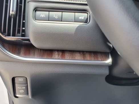 New 2026 Nissan Armada SL image 13