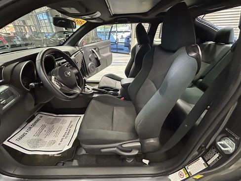 Used 2011 Scion tC Base image 39
