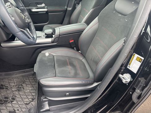 Used 2023 Mercedes-Benz GLA 250 4MATIC image 27