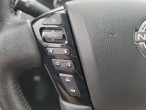 Used 2024 Nissan Armada SL image 27