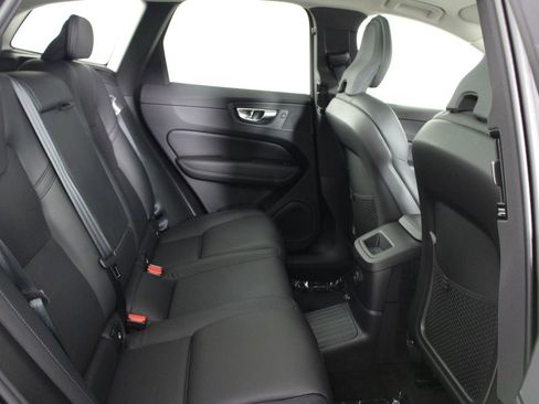 Certified 2023 Volvo XC60 T8 Plus AWD/4WD image 30