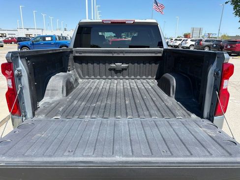 Used 2024 Chevrolet Silverado 1500 RST AWD/4WD image 9