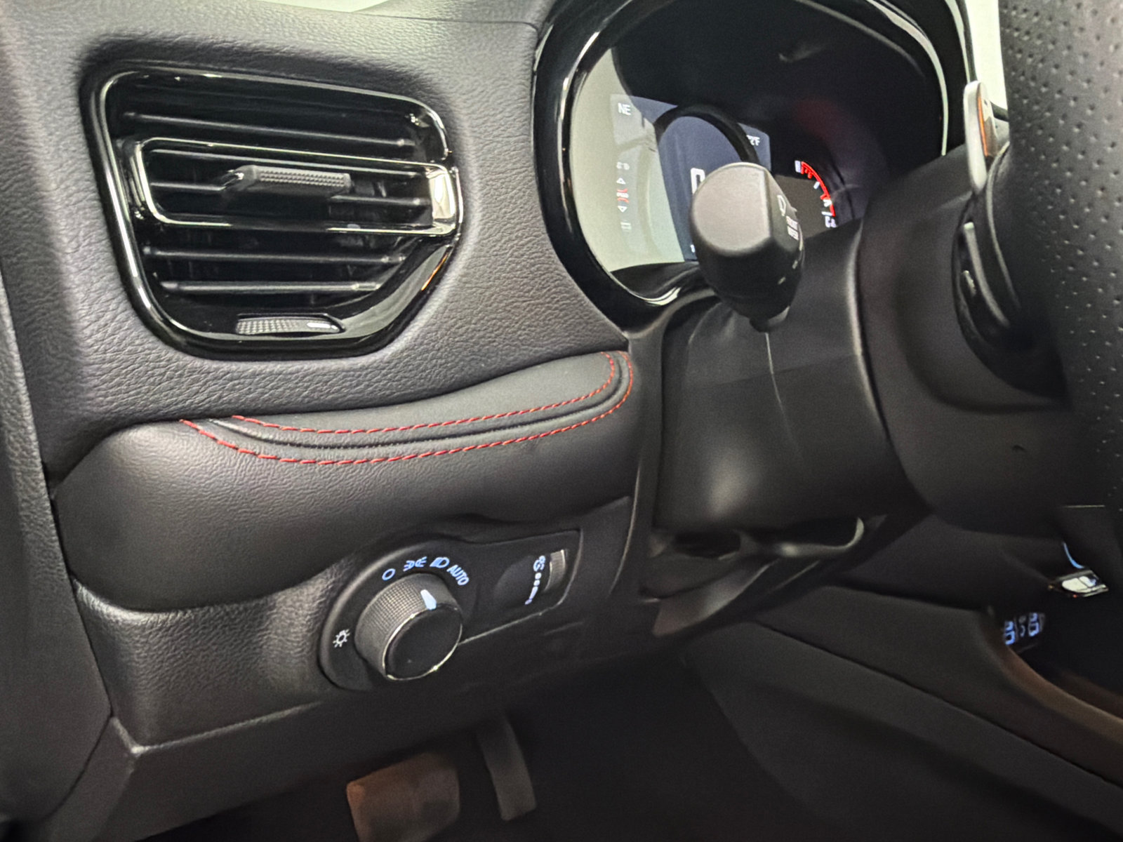 Used 2026 Dodge Durango GT AWD/4WD image 33