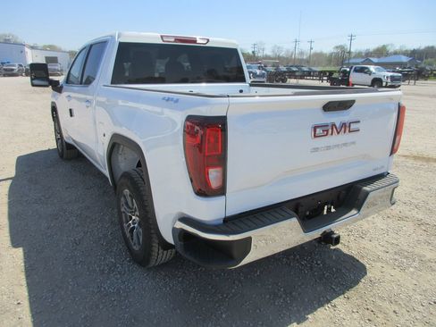 New 2026 GMC Sierra 1500 SLE w/ Max Trailering Package AWD/4WD image 9