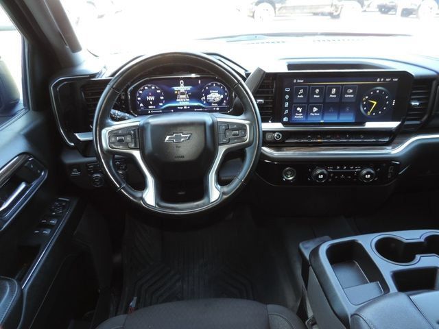 Certified 2024 Chevrolet Silverado 1500 RST w/ Z71 Off-Road Package AWD/4WD image 22