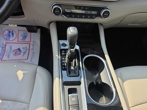 Used 2023 Nissan Altima 2.5 SL AWD/4WD image 22