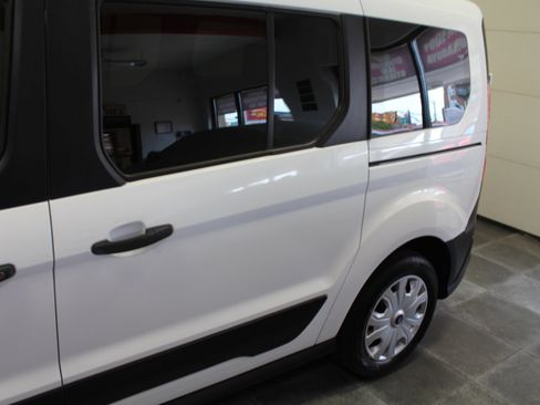 Used 2022 Ford Transit Connect XL image 27