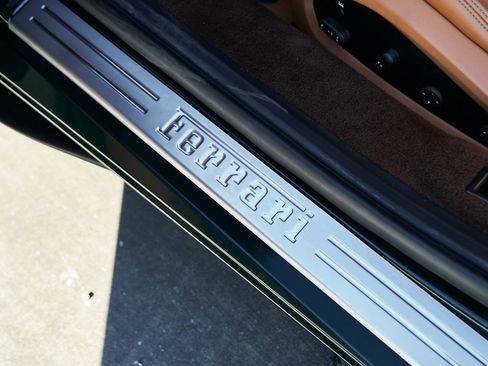 Used 2022 Ferrari F8 Tributo image 34