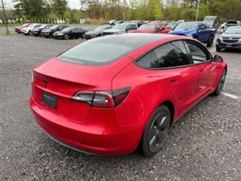 Used 2023 Tesla Model 3 Standard Range RWD image 5