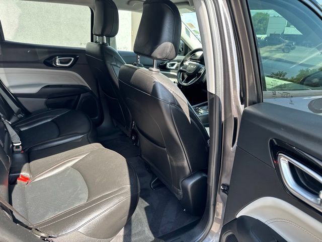 Used 2022 Jeep Compass Limited AWD/4WD image 28