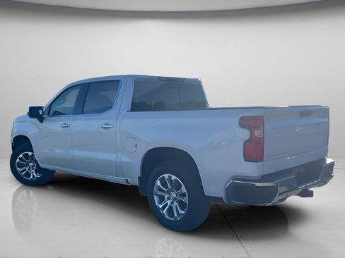 Used 2023 Chevrolet Silverado 1500 LTZ w/ LTZ Premium Package AWD/4WD image 11