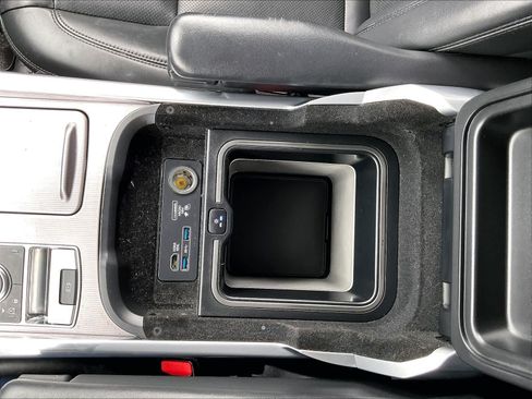Used 2018 Land Rover Range Rover Sport HSE AWD/4WD image 39