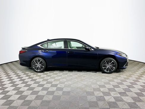 Used 2025 Lexus ES 300h w/ Premium Package image 8