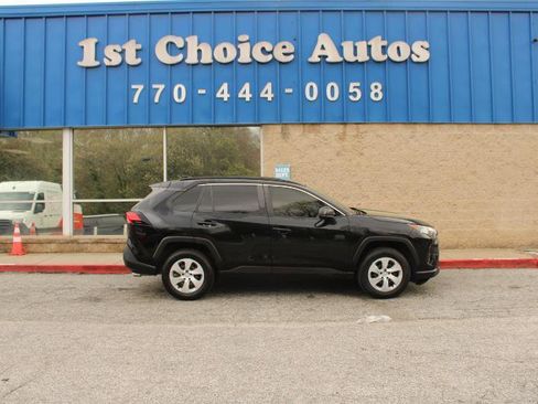 Used 2019 Toyota RAV4 LE FWD image 23