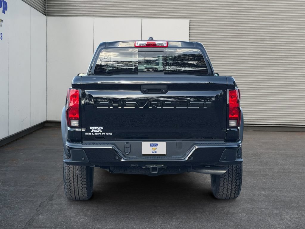 New 2026 Chevrolet Colorado Trail Boss w/ Midnight Edition AWD/4WD image 4