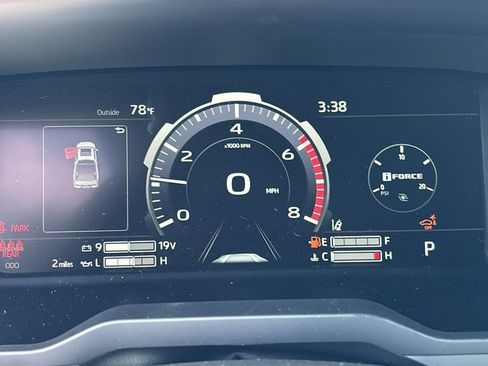 New 2026 Toyota Tundra Limited AWD/4WD image 16