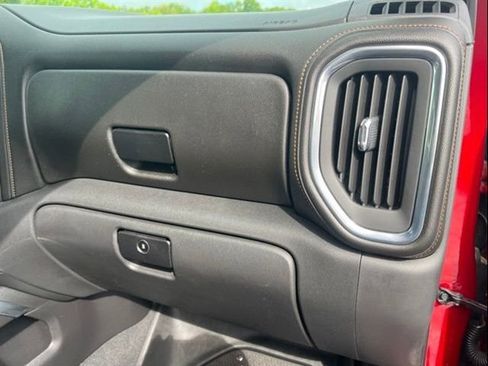Used 2022 GMC Sierra 1500 AT4 w/ AT4 Premium Package AWD/4WD image 24