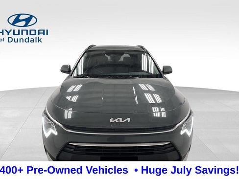 Used 2023 Kia Niro EX FWD image 7