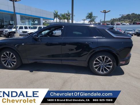 Used 2024 Cadillac Lyriq Sport RWD image 5