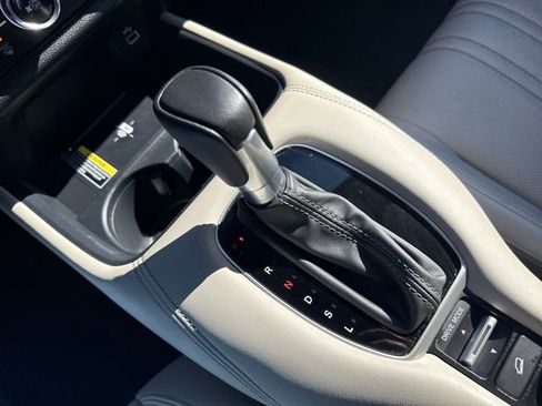 Certified 2023 Honda HR-V EX-L image 31