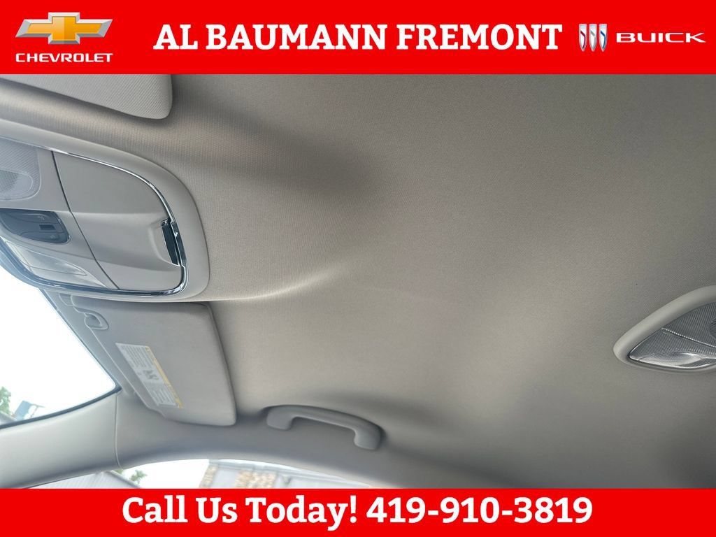 Used 2017 Jeep Cherokee Latitude w/ Safety/Convenience Group AWD/4WD image 21