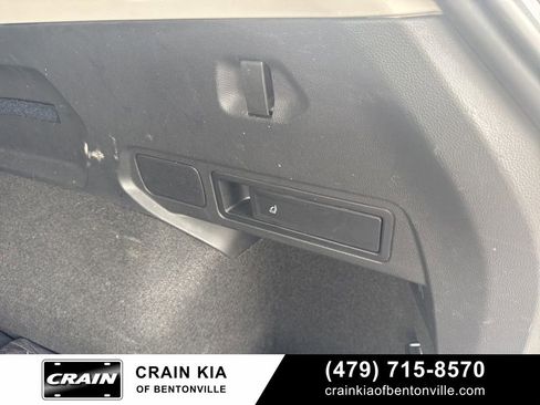 Used 2024 Volkswagen Tiguan S image 43