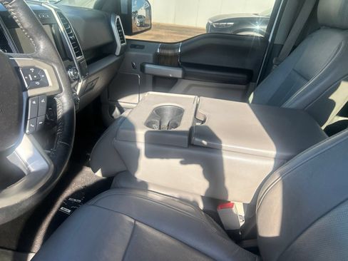 Used 2020 Ford F150 Lariat w/ Equipment Group 501A Mid AWD/4WD image 3