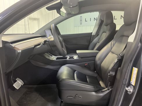Used 2022 Tesla Model Y Performance AWD/4WD image 10