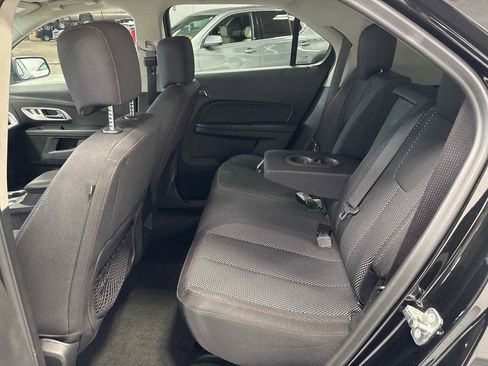 Used 2017 Chevrolet Equinox LT w/ Convenience Package image 30